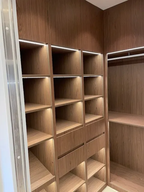 Royal Décoration - Rénovation complète d'un appartement rue de Ségur à Paris