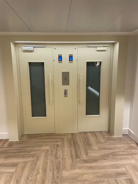 Royal Décoration - Rénovation d'un plateau de bureaux