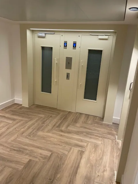 Royal Décoration - Rénovation d'un plateau de bureaux