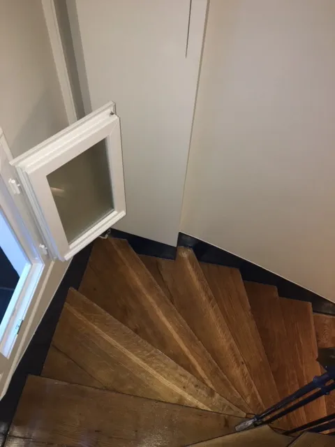 Royal Décoration - Rénovation complète d'une cage d'escaliers