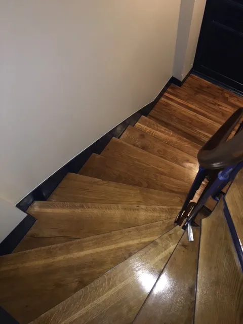 Royal Décoration - Rénovation complète d'une cage d'escaliers