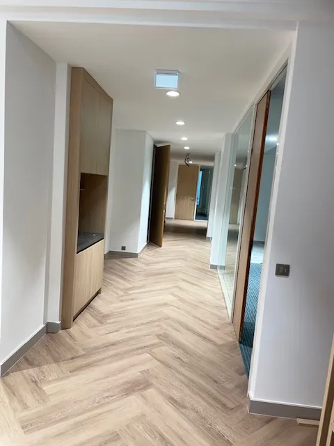 Royal Décoration - Rénovation de bureaux