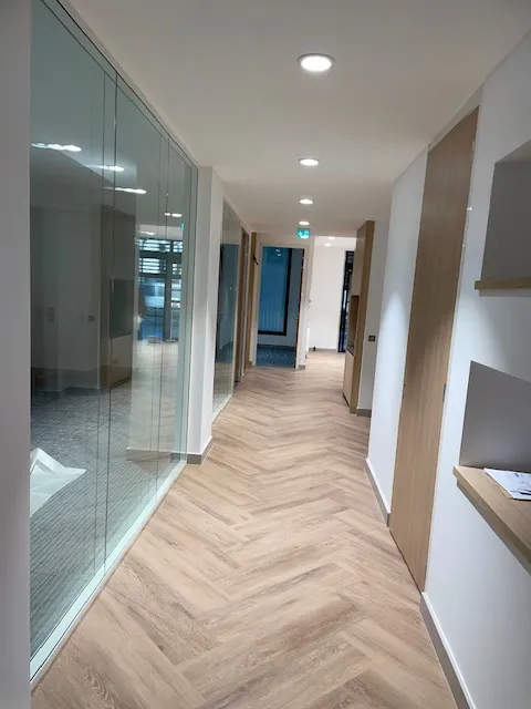 Royal Décoration - Rénovation de bureaux